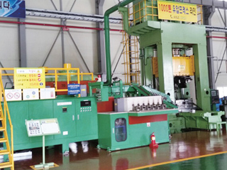 Hydraulic Press / 800KW Induction Heater / 200Ton Trimming Press